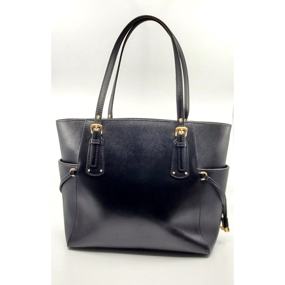 Michael Kors Voyager Large Tote Bag – Originally $228, Now Just $195! - Picture 4 of 8